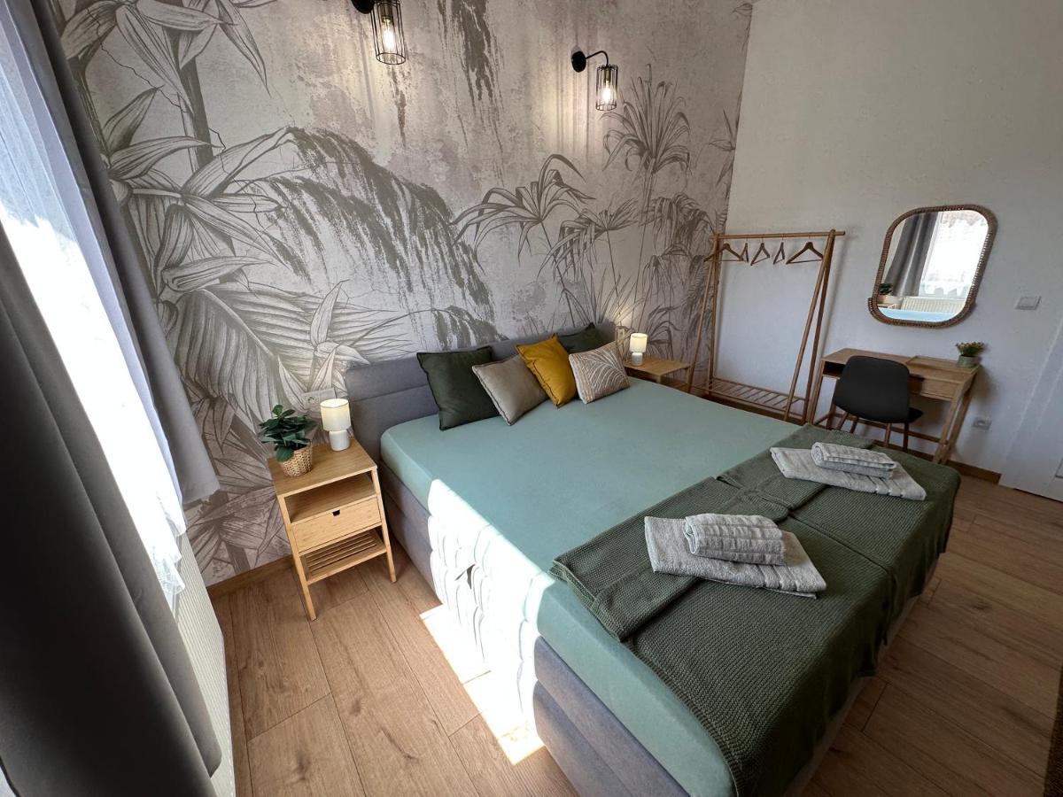 Green Apartment - City Centre - Main Square Liptovský Mikuláš المظهر الخارجي الصورة