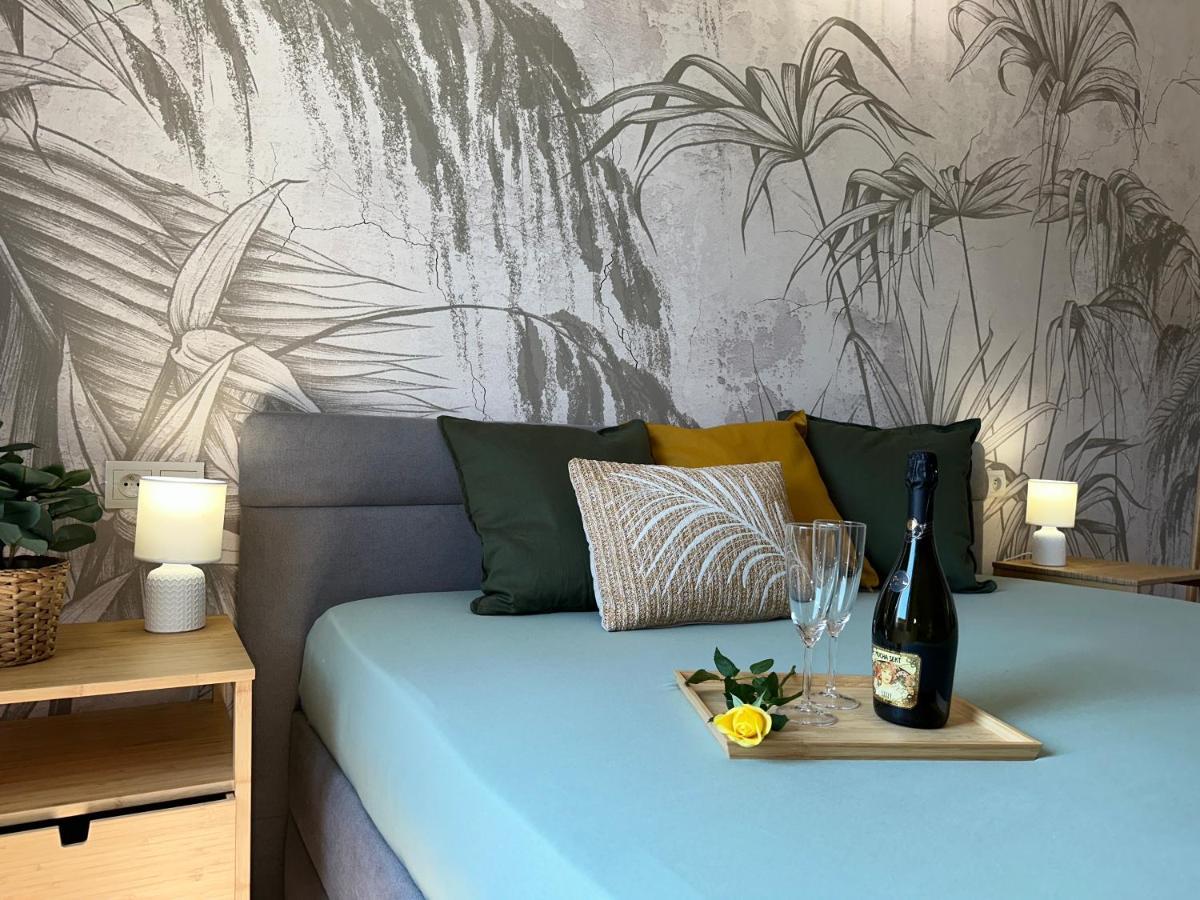 Green Apartment - City Centre - Main Square Liptovský Mikuláš المظهر الخارجي الصورة