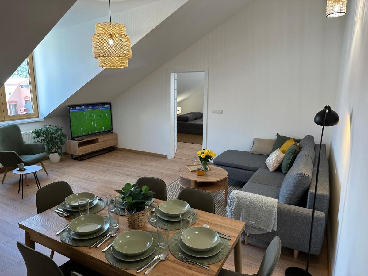 Green Apartment - City Centre - Main Square Liptovský Mikuláš المظهر الخارجي الصورة