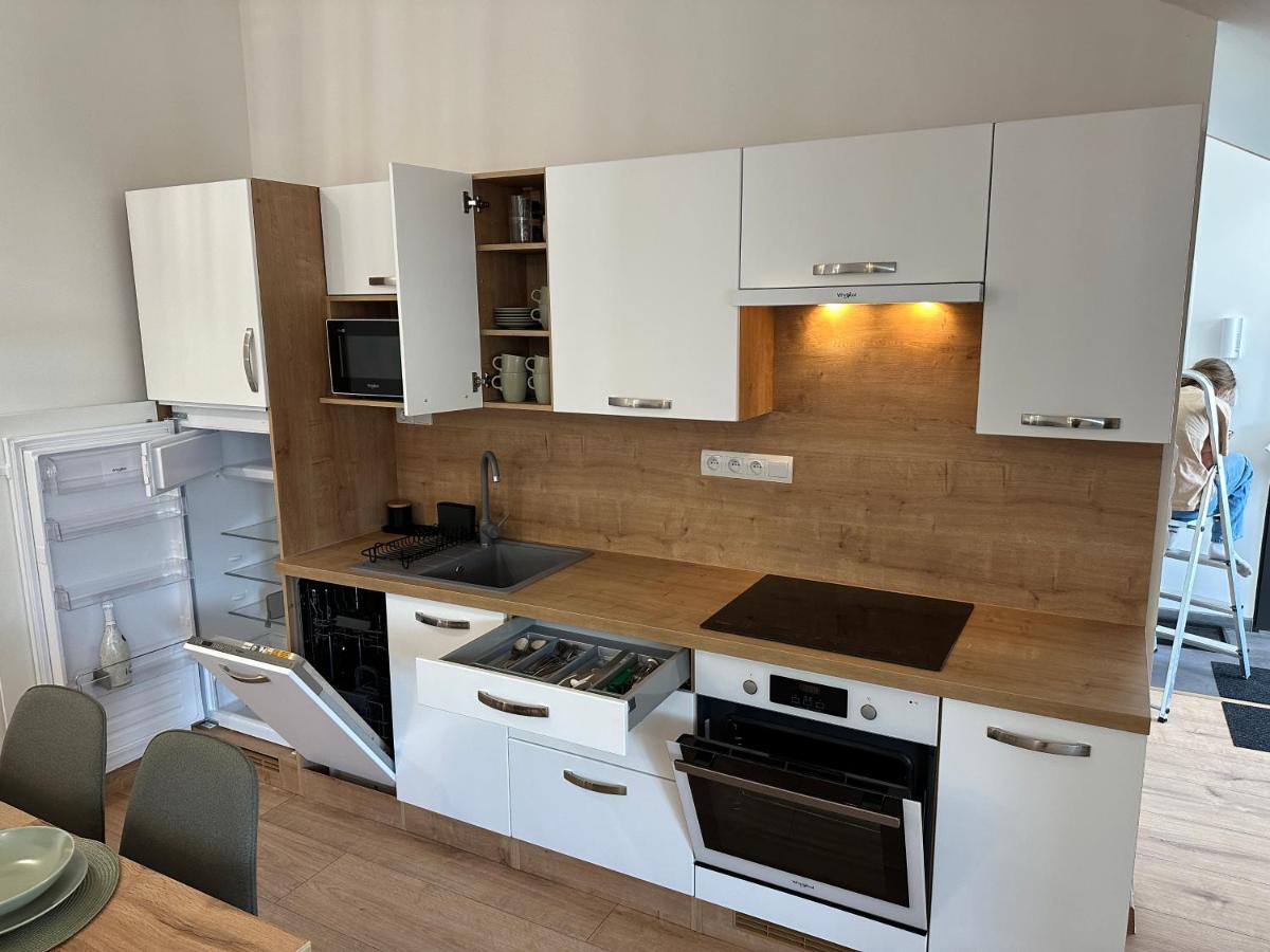 Green Apartment - City Centre - Main Square Liptovský Mikuláš المظهر الخارجي الصورة